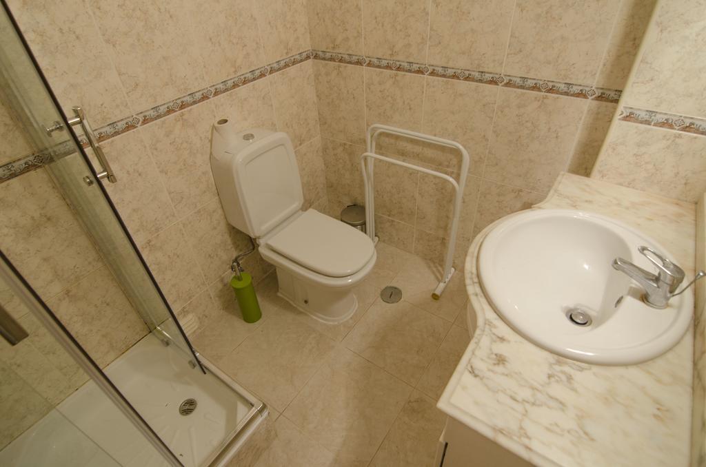 Clair Apartment Quarteira Luaran gambar